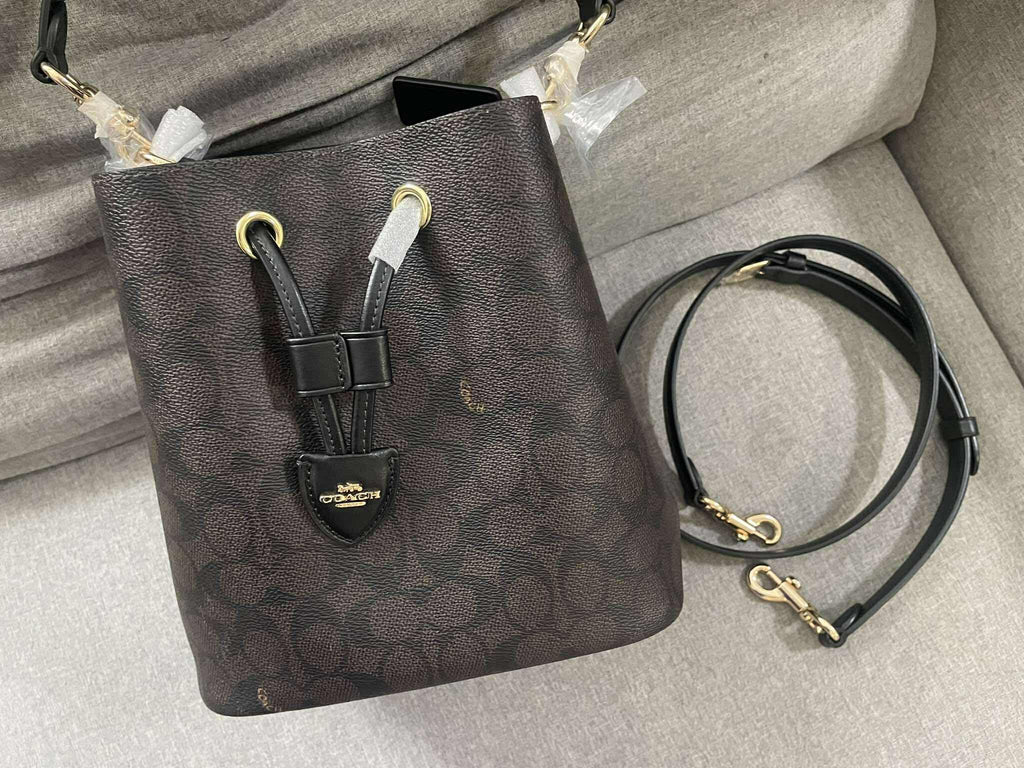 COACH Rowan Bucket Bag
