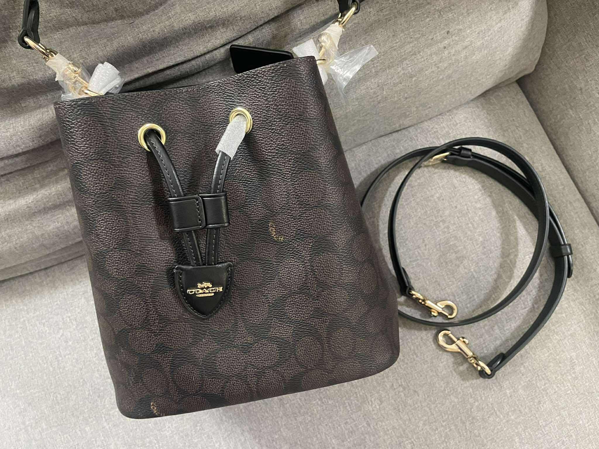 COACH Rowan Bucket Bag