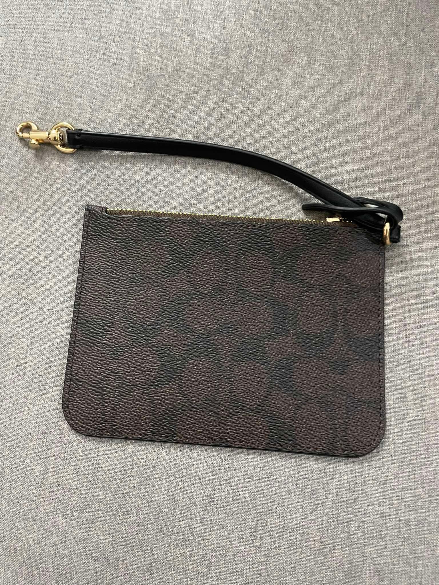 COACH Rowan Bucket Bag