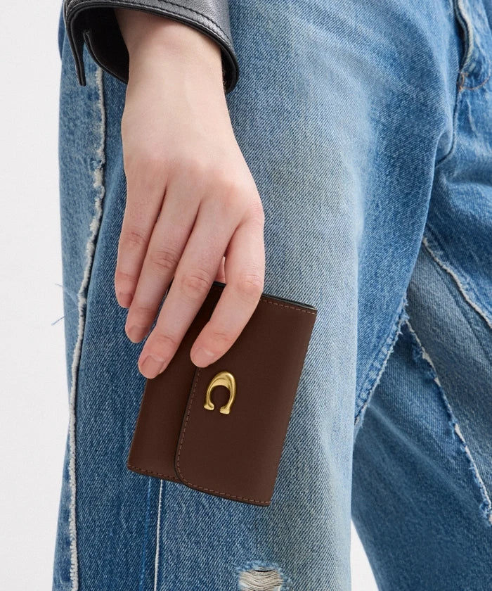 COACH Essential Card Holder Wallet