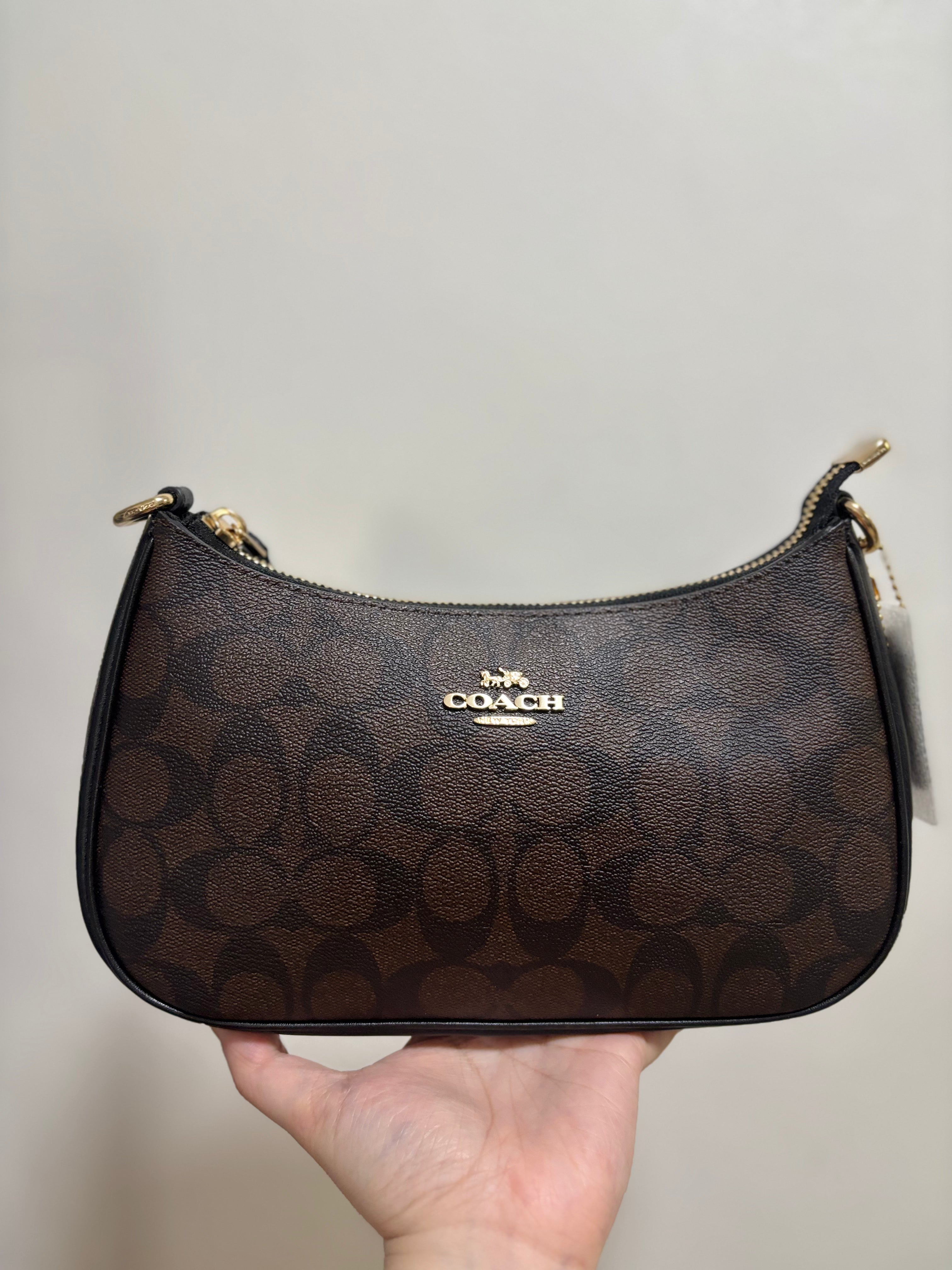 COACH Teri Shoulder Bag In Signature Canvas