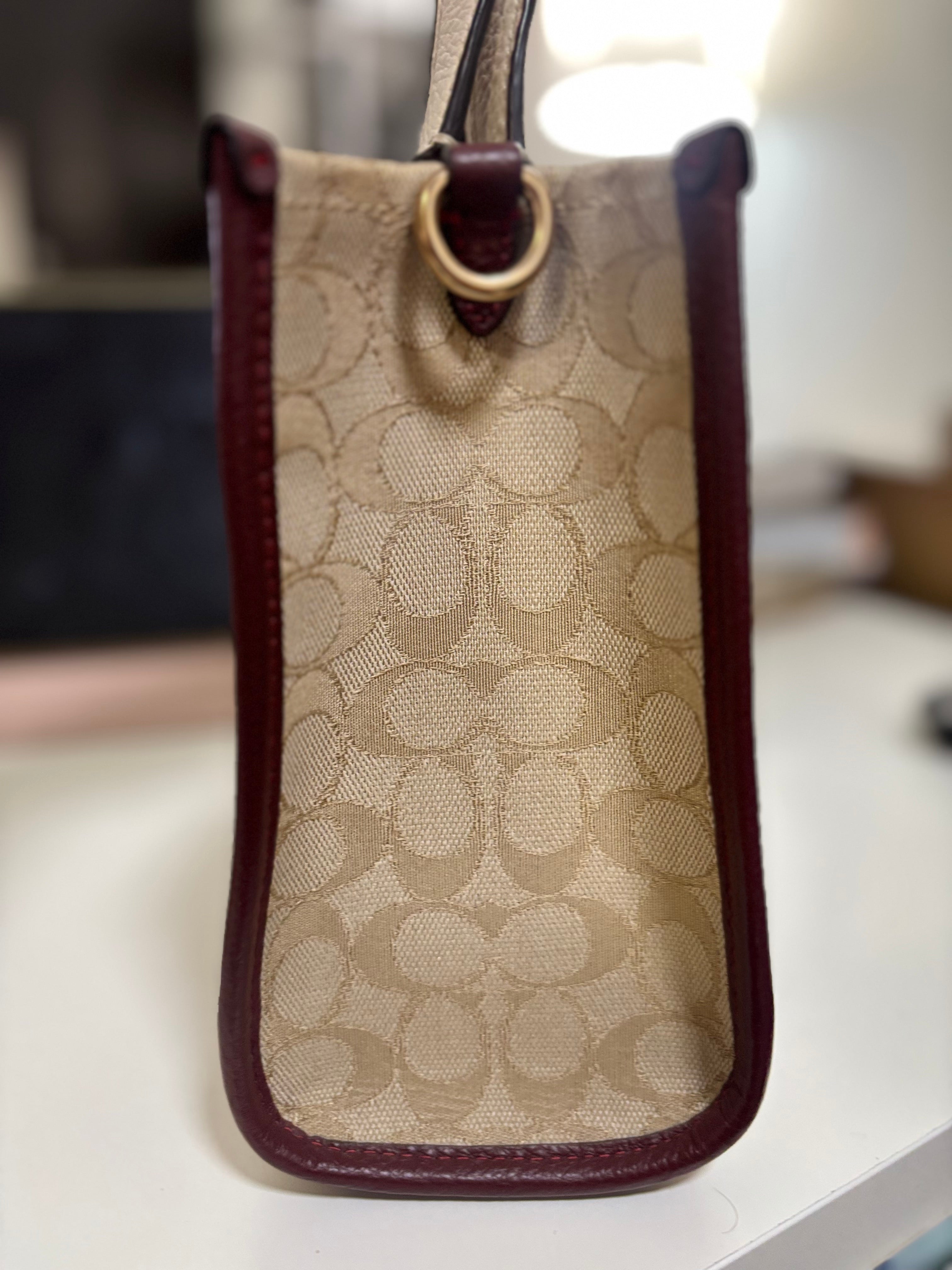 COACH Dempsey Tote Bag 22 In Signature Jacquard With Stripe And Coach Patch