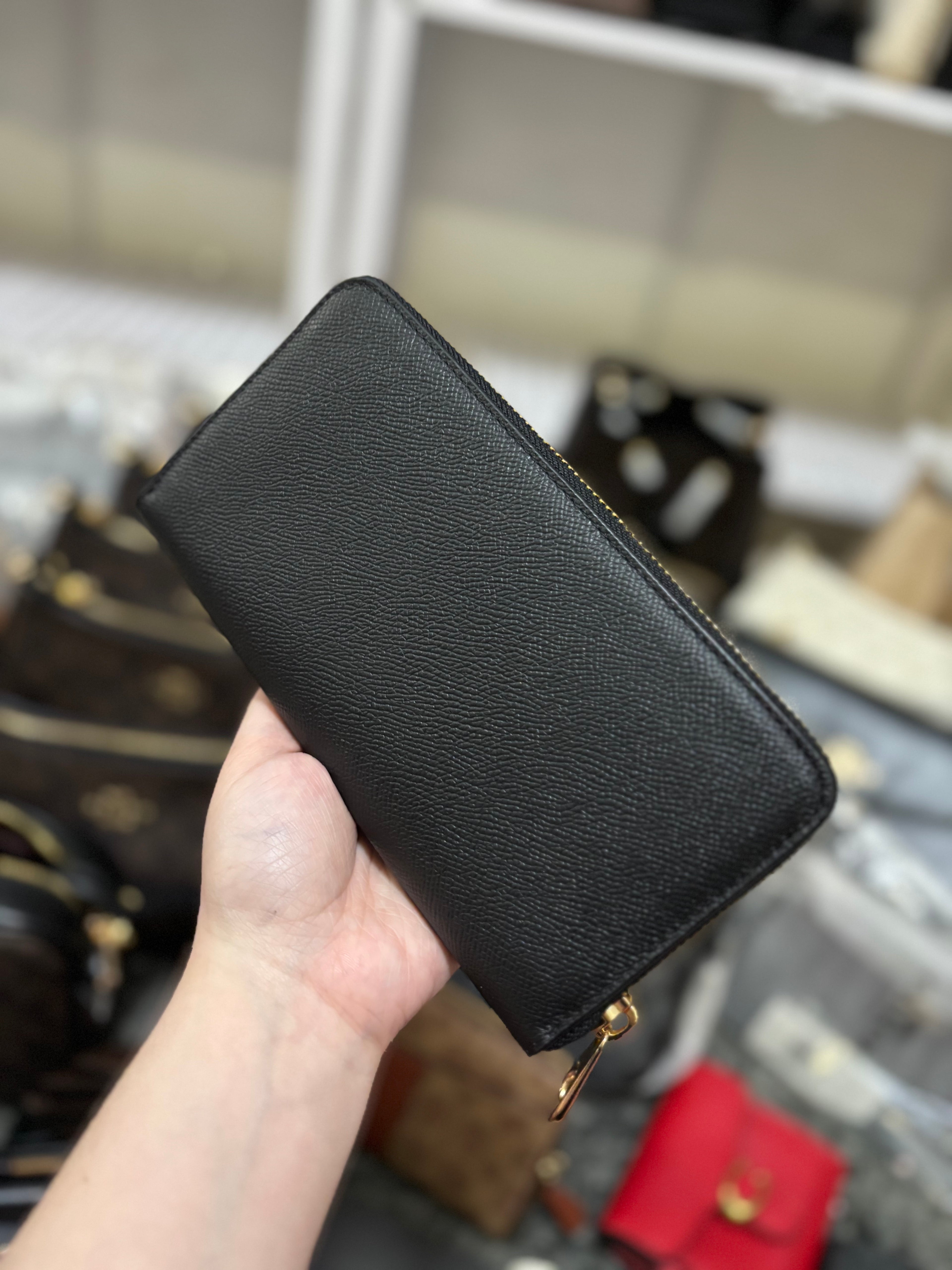 COACH Continental Zip Around Wallet