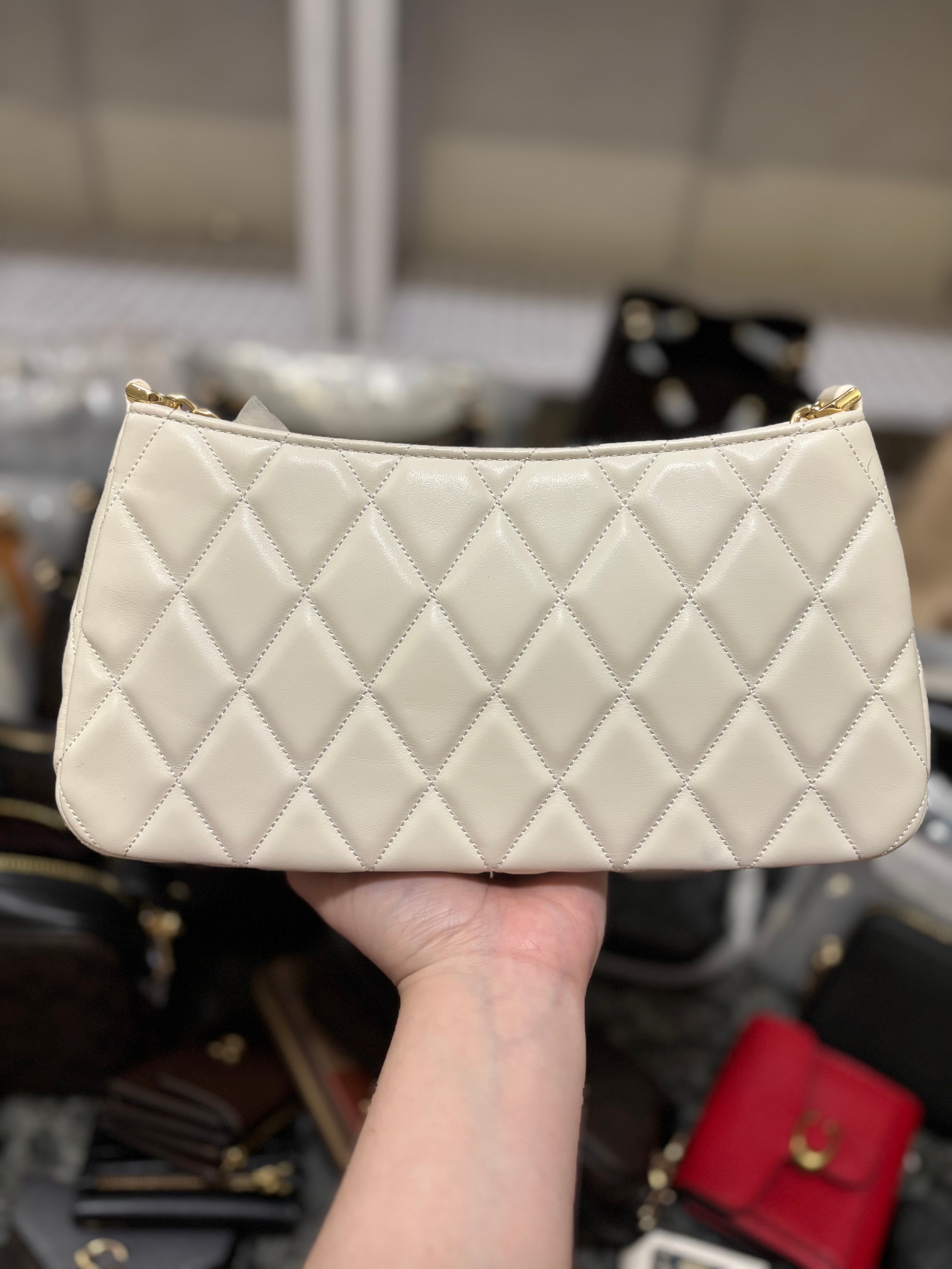 KATE SPADE Carey Small Convertible Crossbody