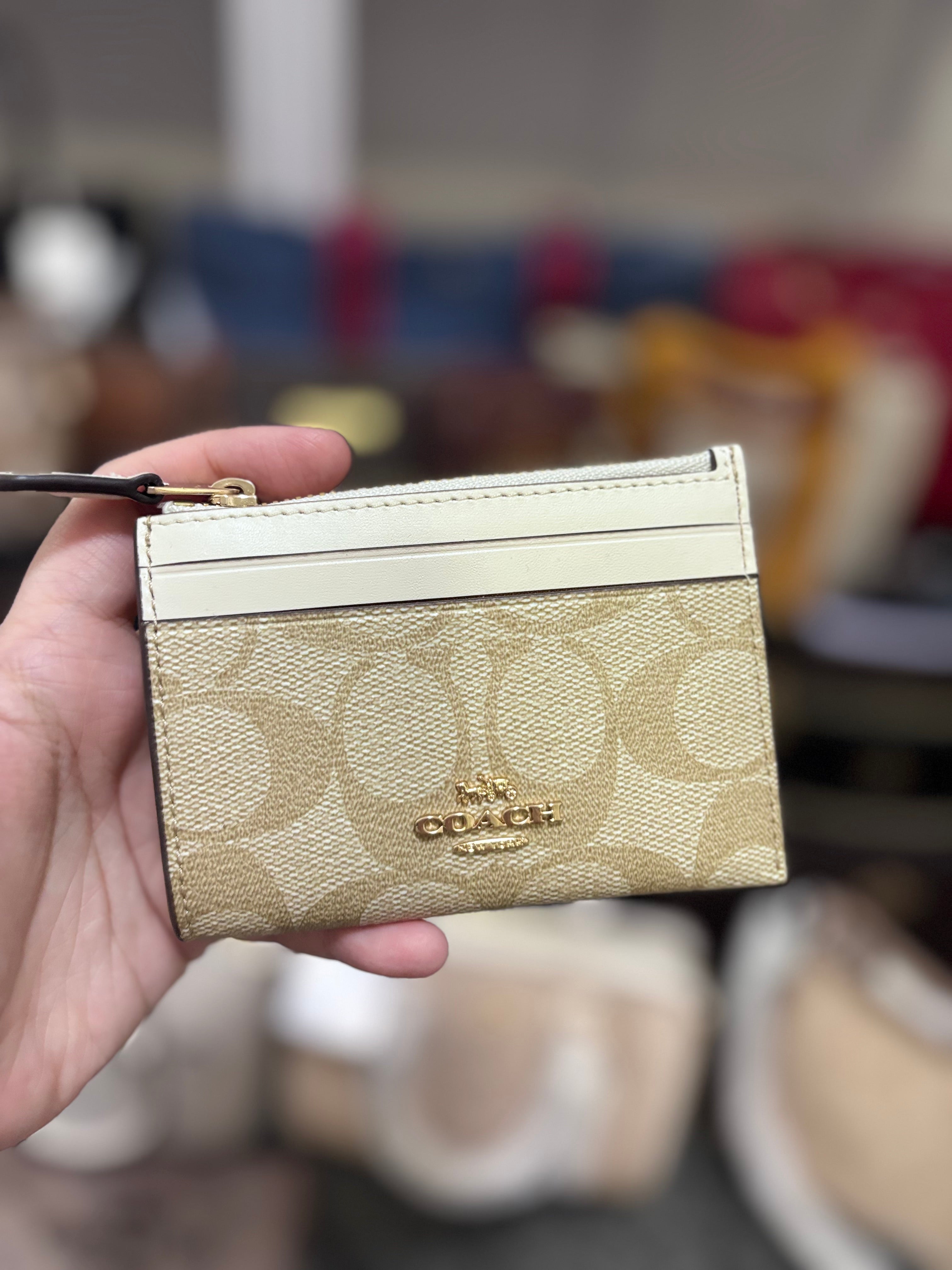 COACH Mini Skinny Id Case In Signature Canvas - Chalk/Khaki