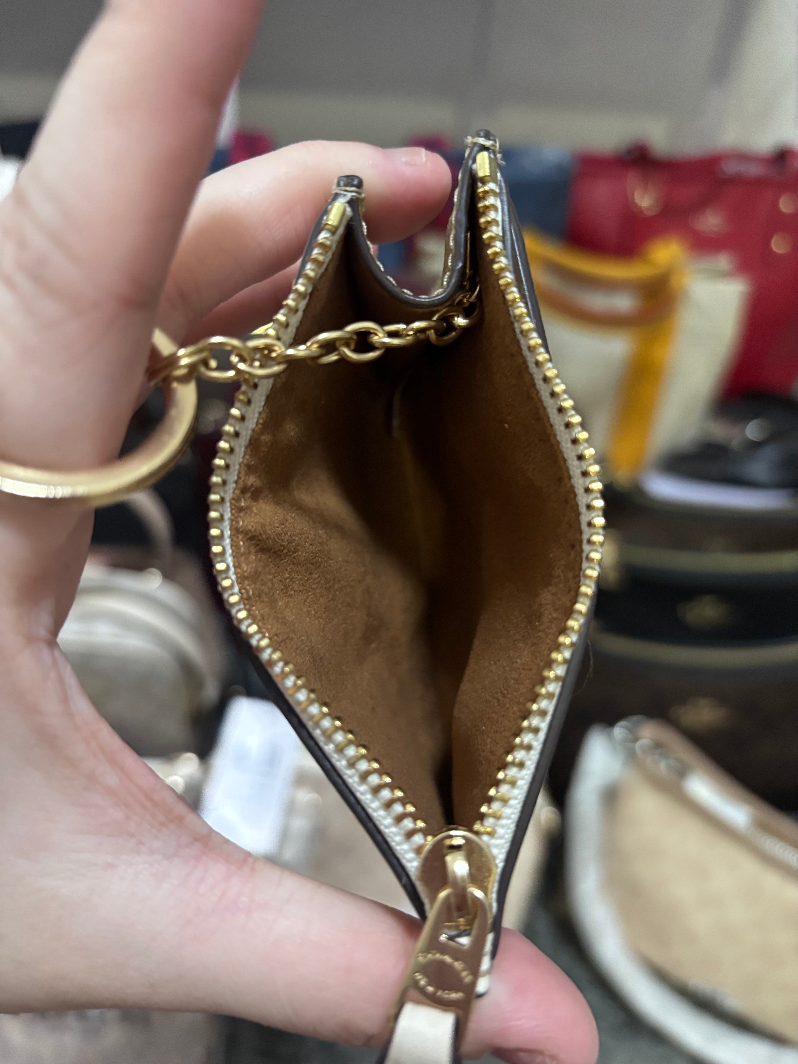 COACH Mini Skinny Id Case In Signature Canvas - Chalk/Khaki
