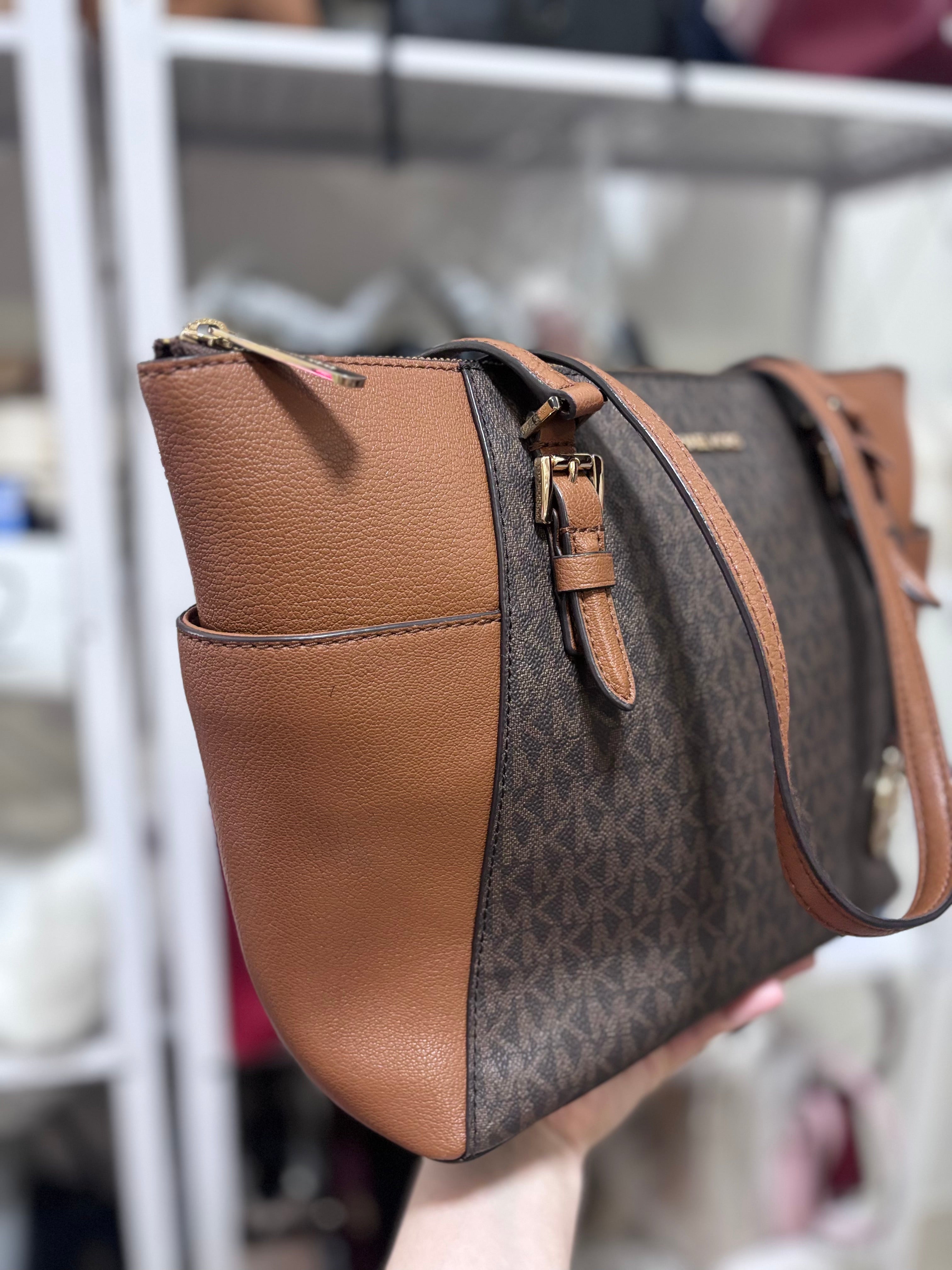 MICHAEL KORS Charlotte Signature Top Zip Tote