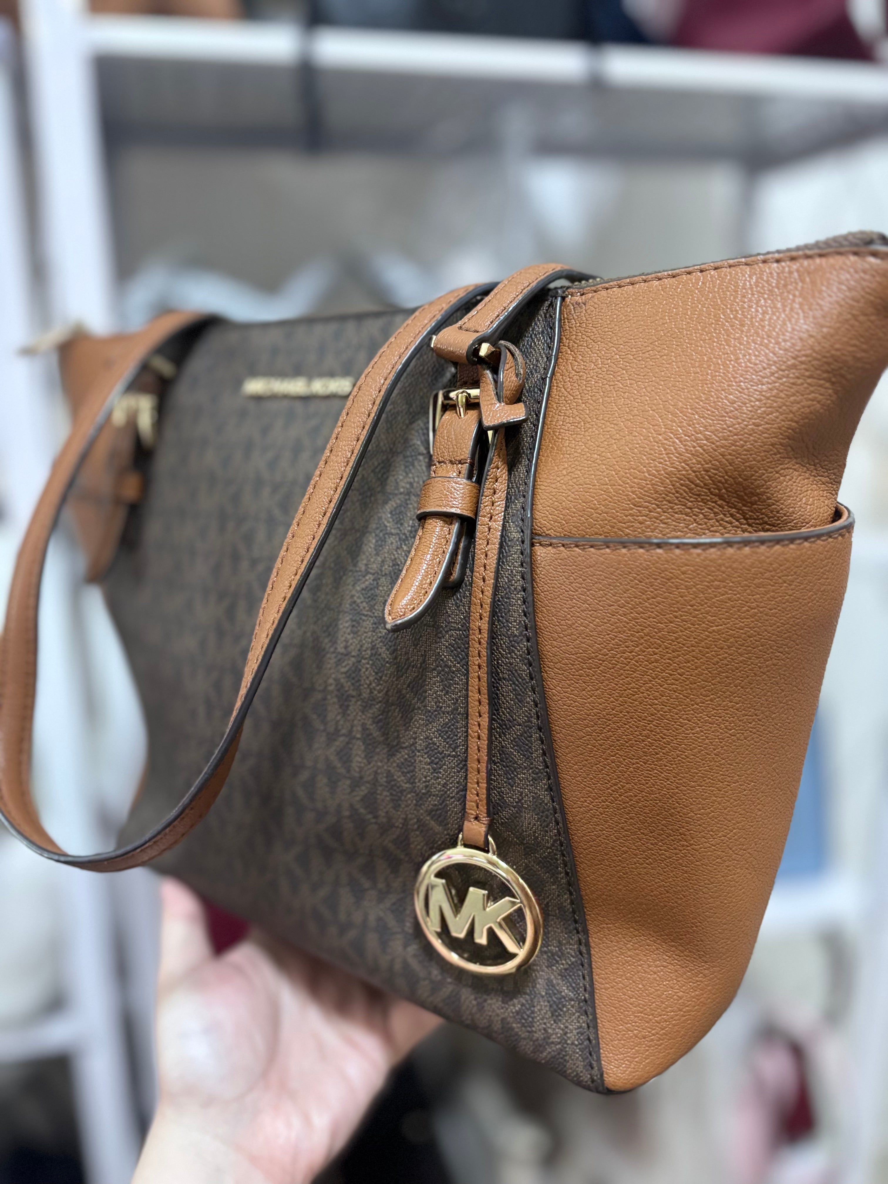 MICHAEL KORS Charlotte Signature Top Zip Tote