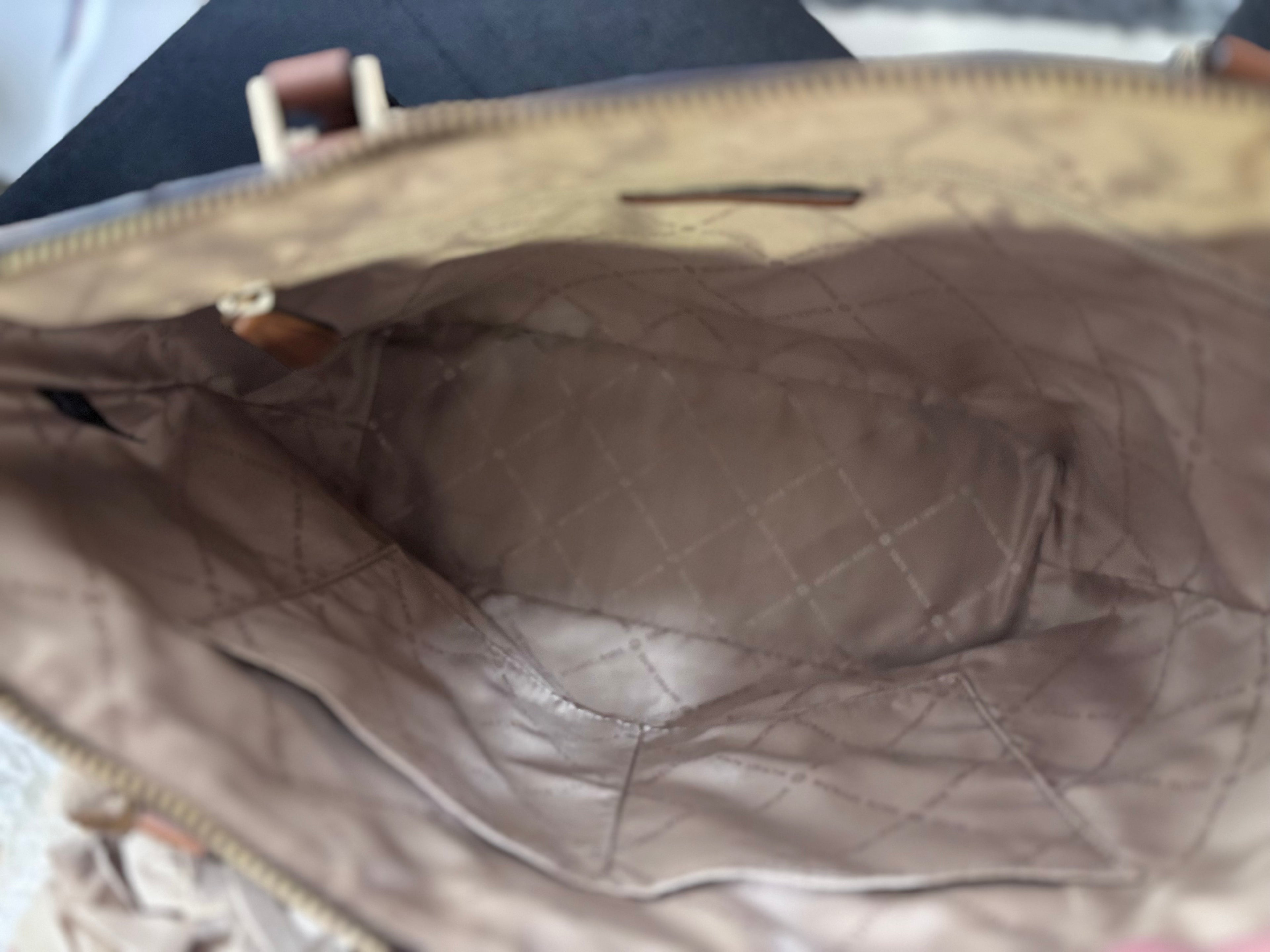 MICHAEL KORS Charlotte Signature Top Zip Tote