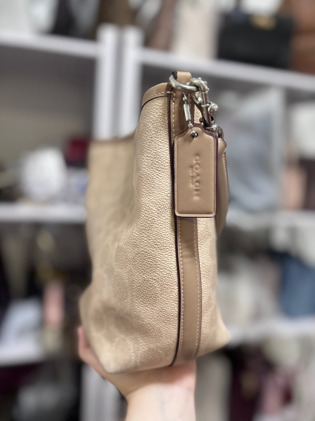 COACH City Bucket - Sand Taupe