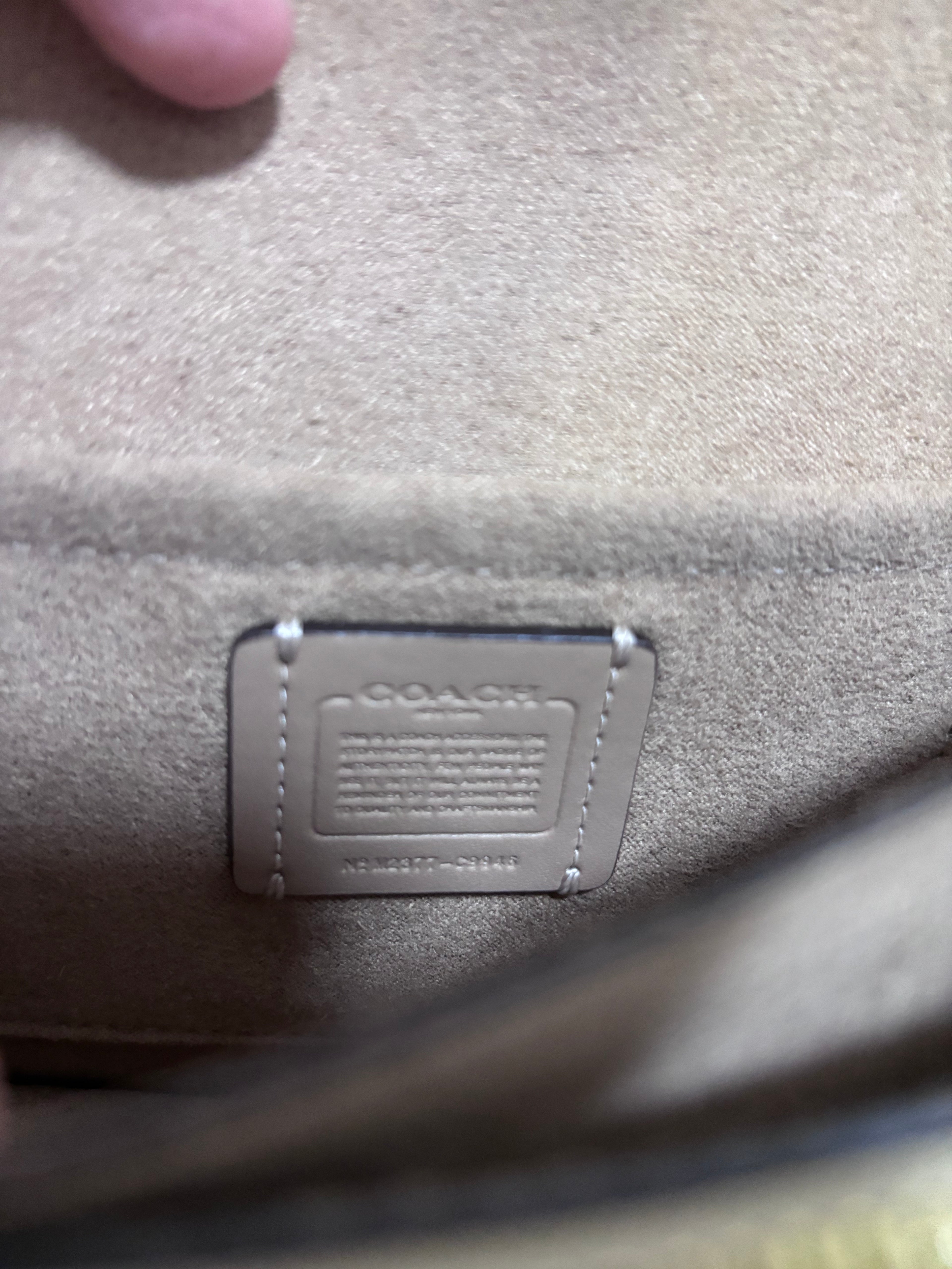 COACH Mini Klare - Khaki/Chalk