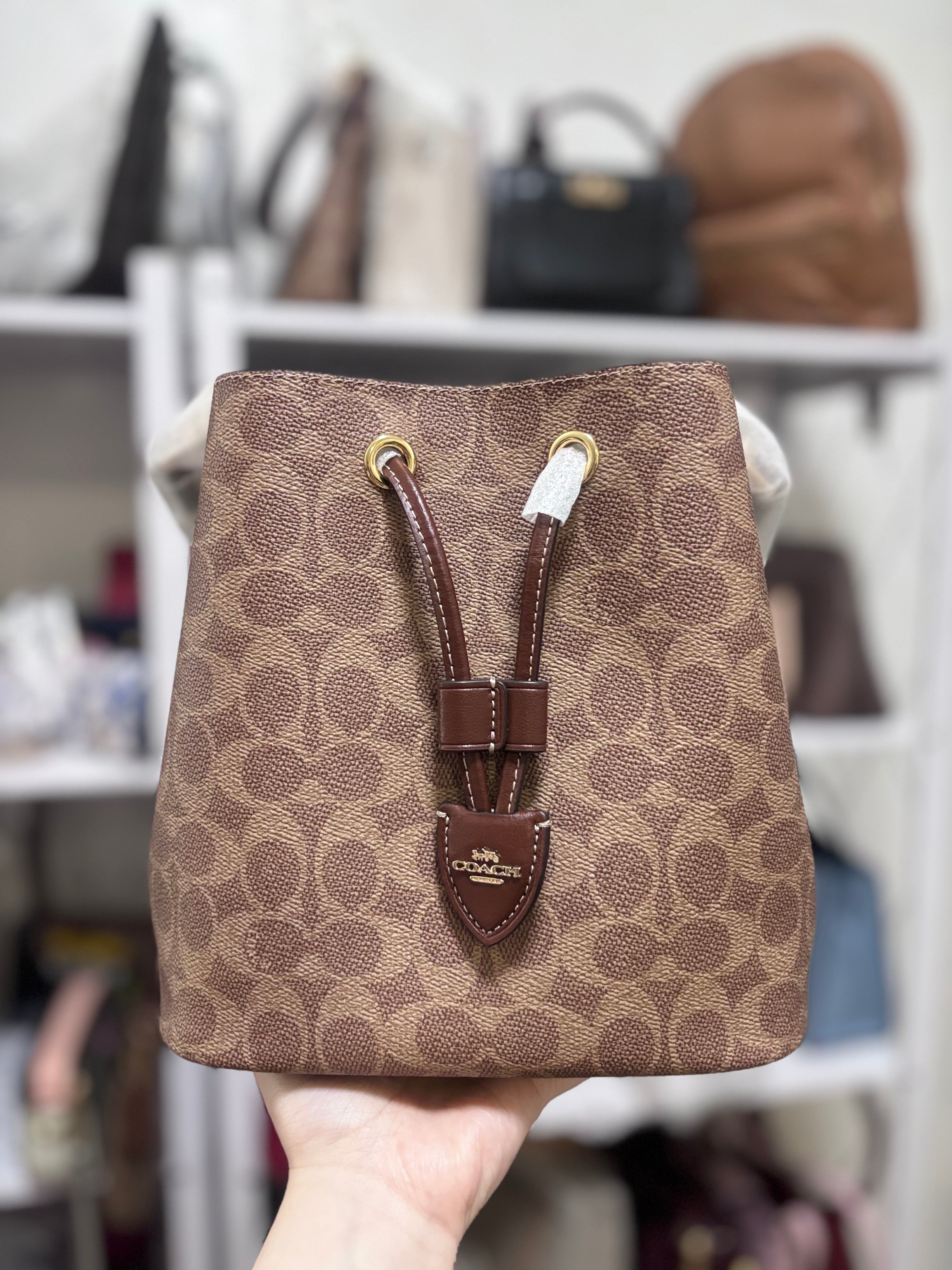 COACH Rowan Bucket Bag Tan Brown