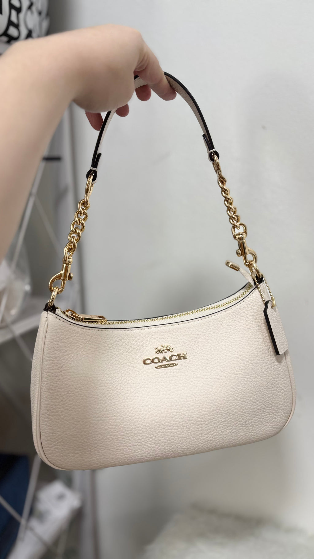 COACH Teri Shoulder Bag White