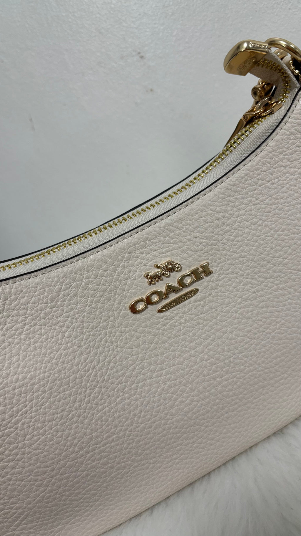 COACH Teri Shoulder Bag White