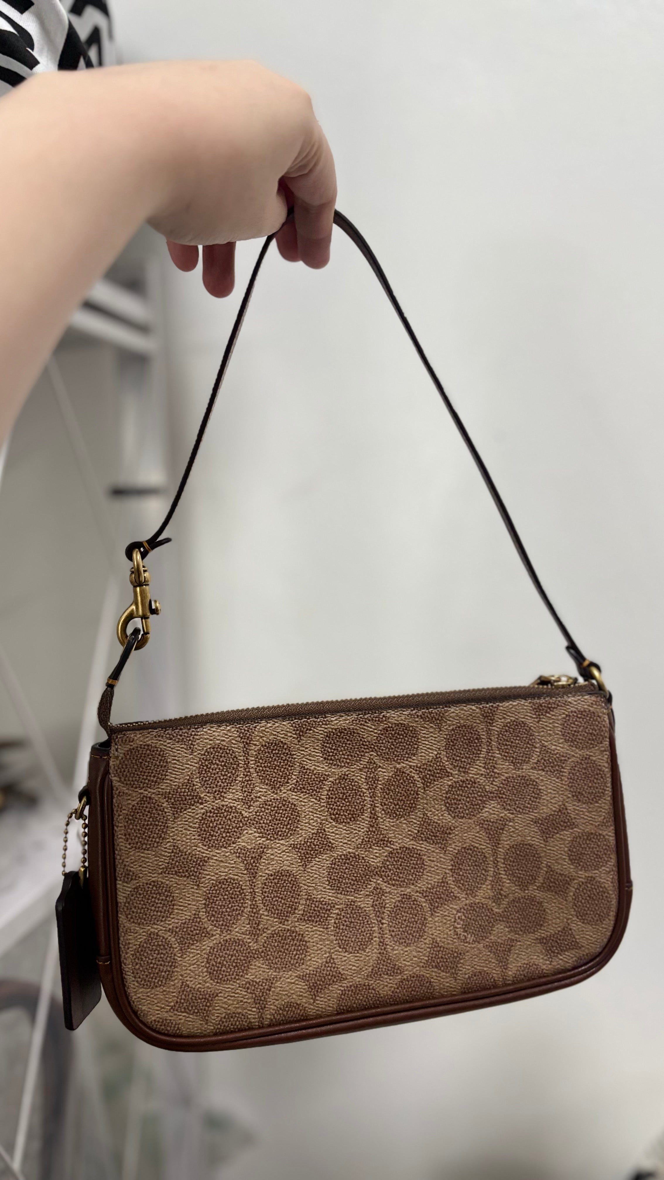 COACH Retail Plaza 22 Small Shoulder Bag in Tan Brown