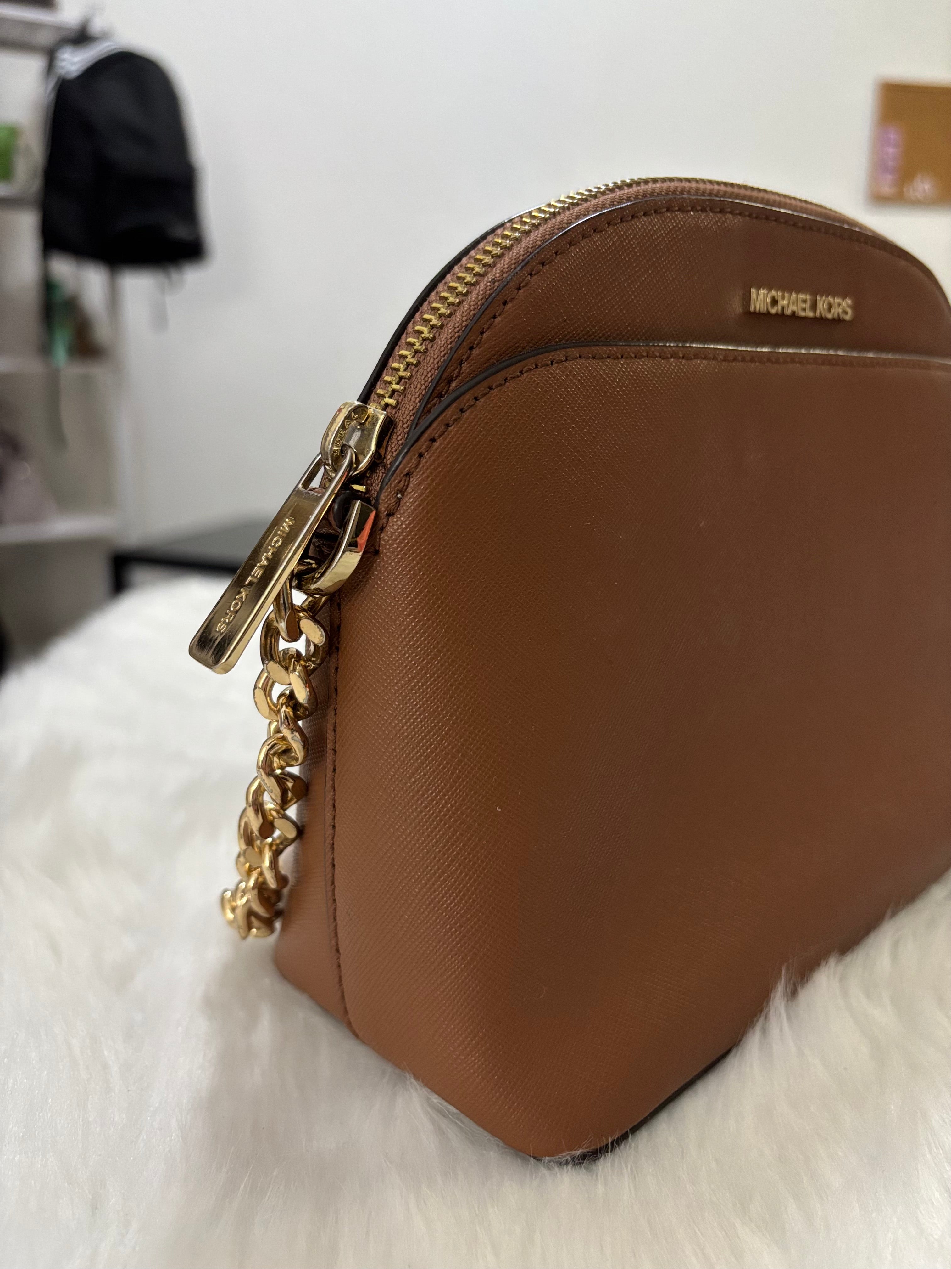 MICHAEL KORS Dome Crossbody Bag
