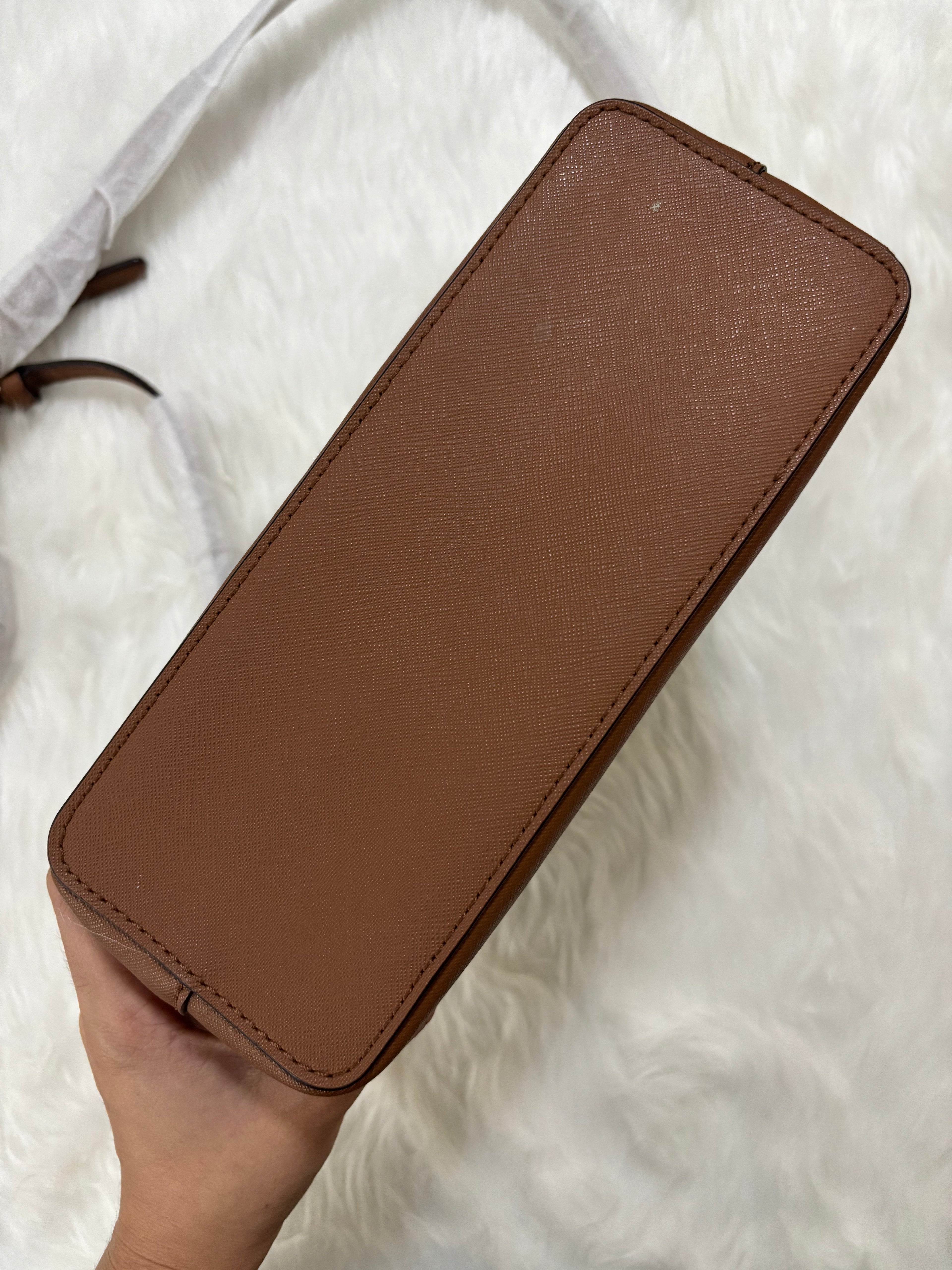 MICHAEL KORS Dome Crossbody Bag