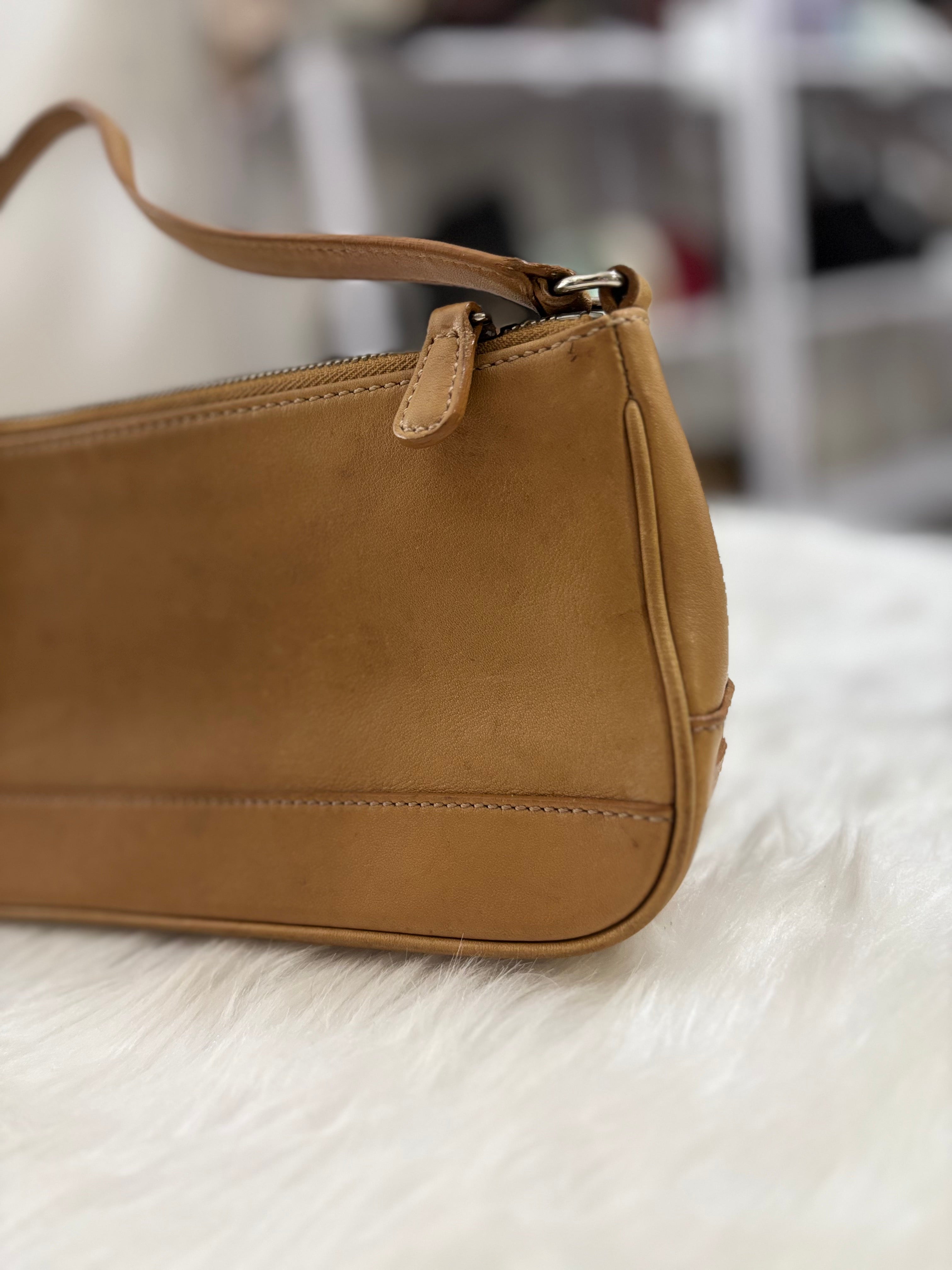 COACH Demi Baguette Shoulder