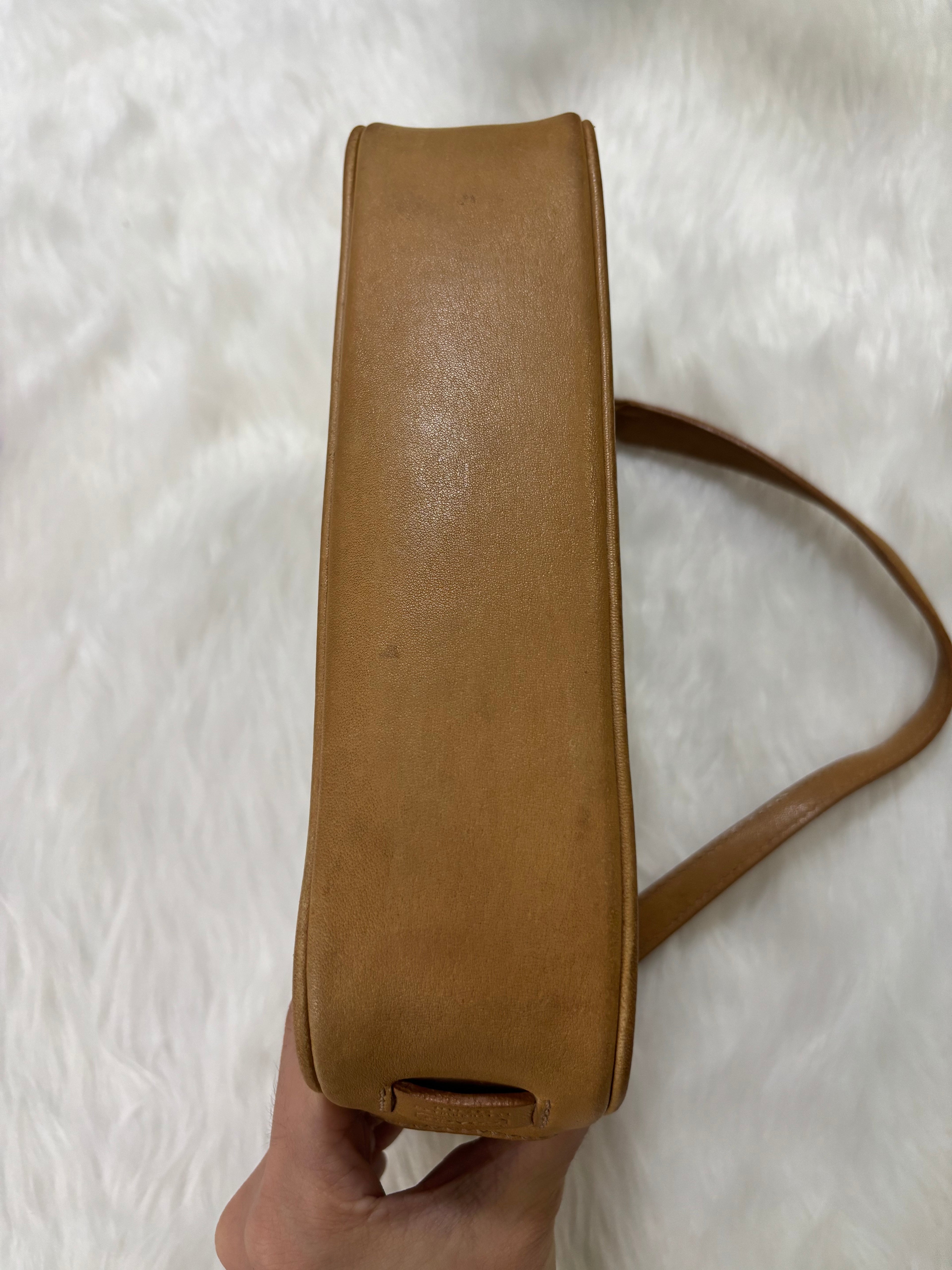 COACH Demi Baguette Shoulder