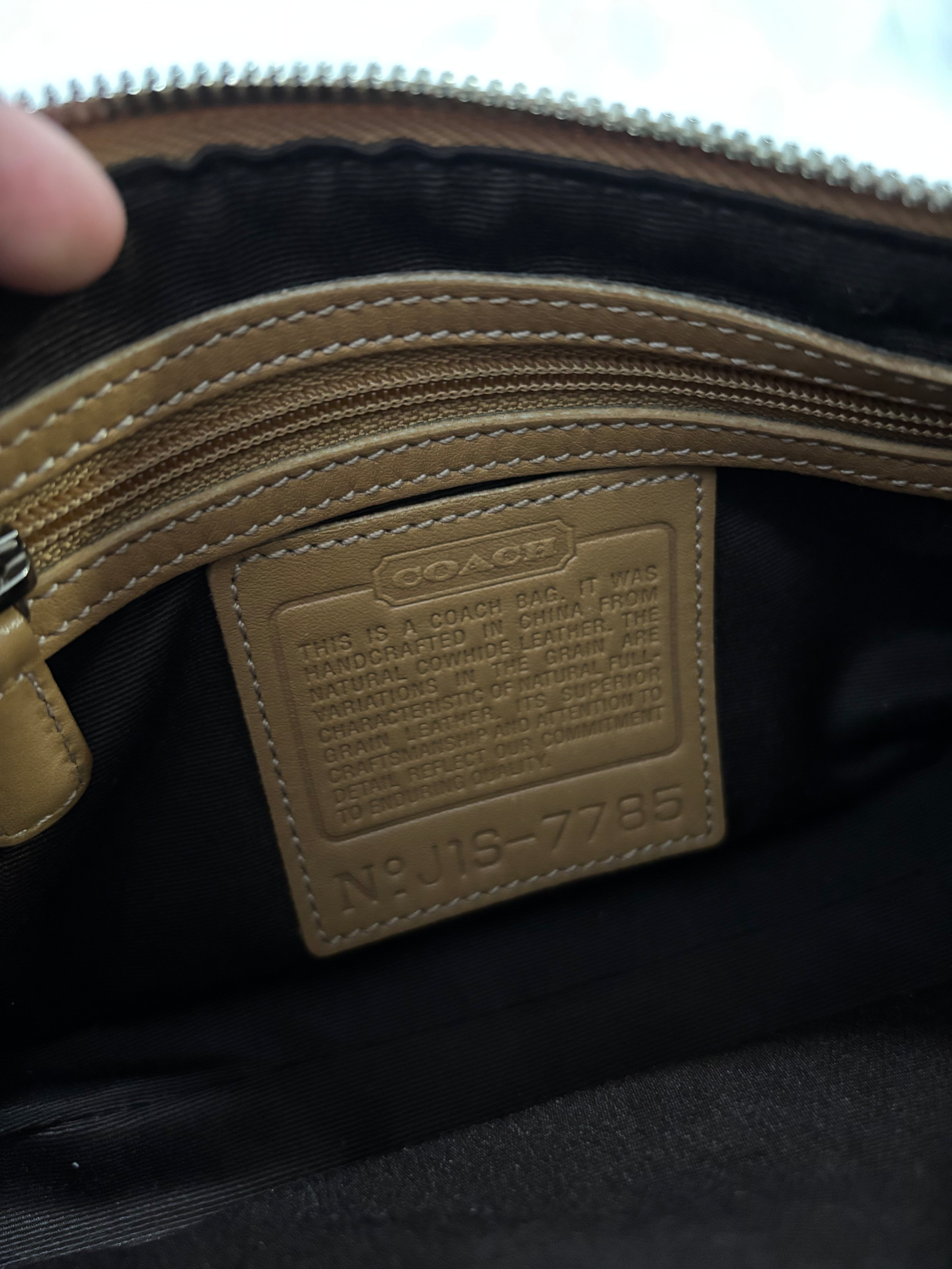 COACH Demi Baguette Shoulder