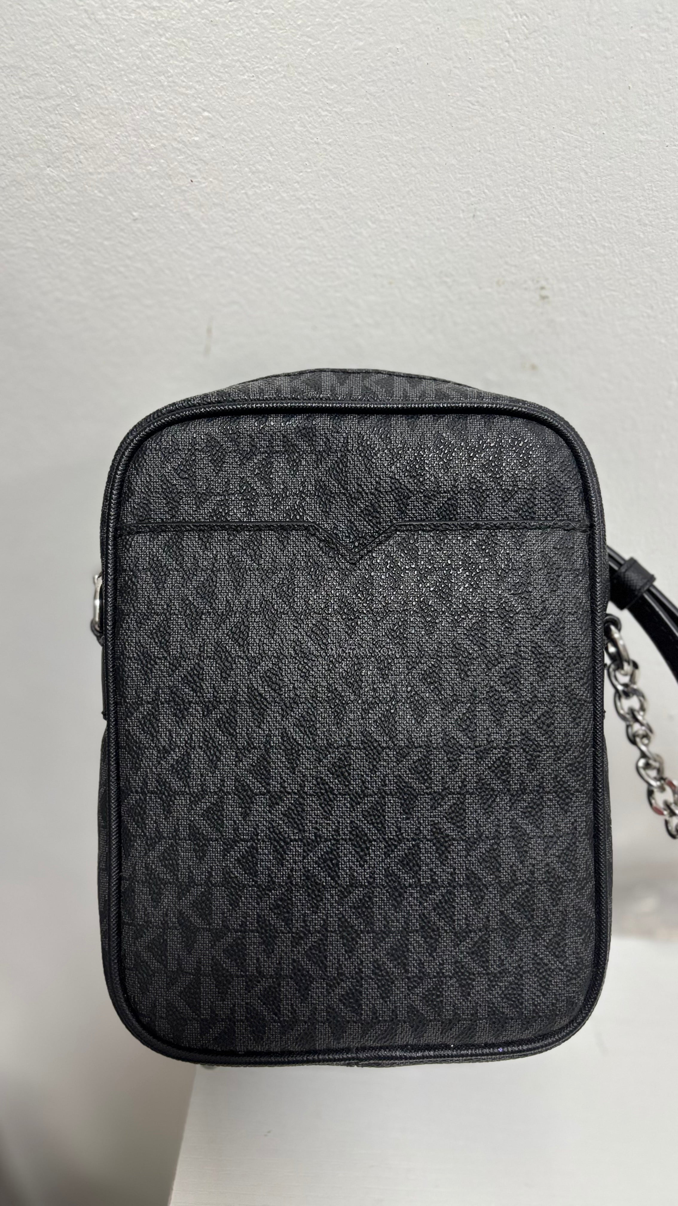 MICHAEL KORS Jet Set Travel Medium Logo Crossbody Bag