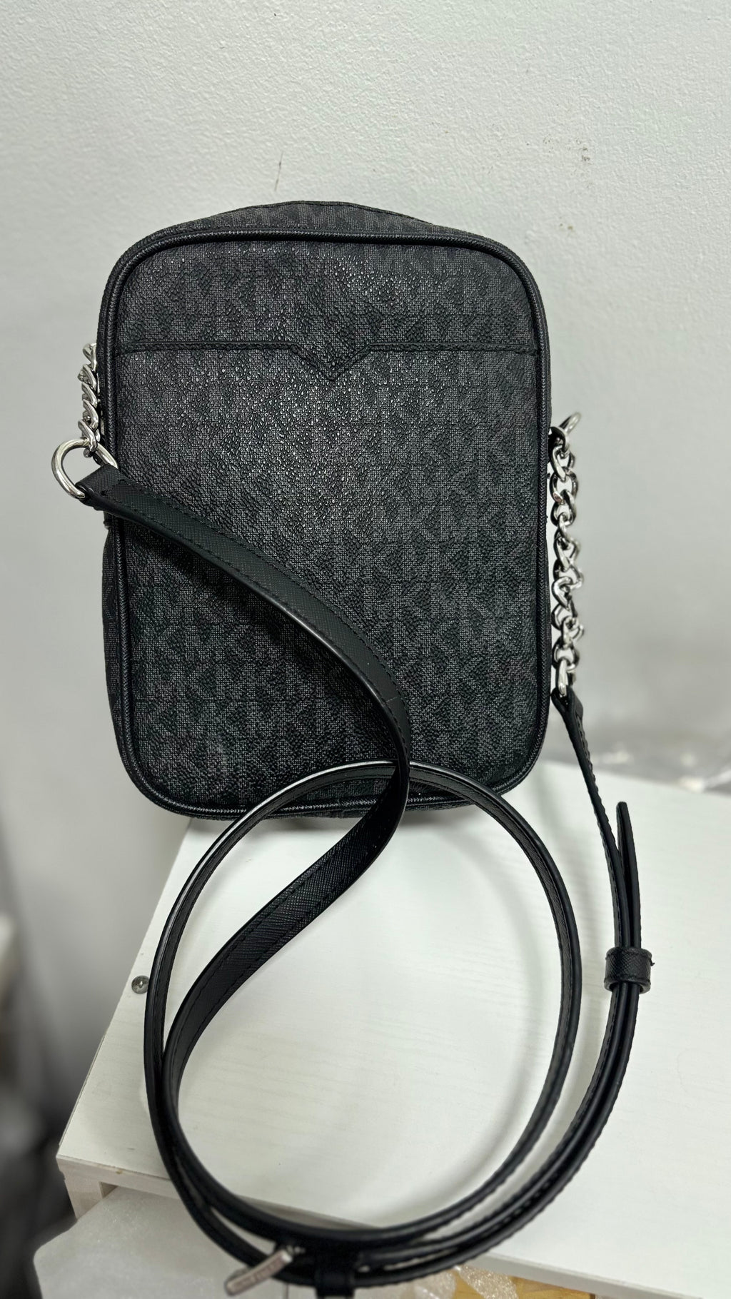 MICHAEL KORS Jet Set Travel Medium Logo Crossbody Bag