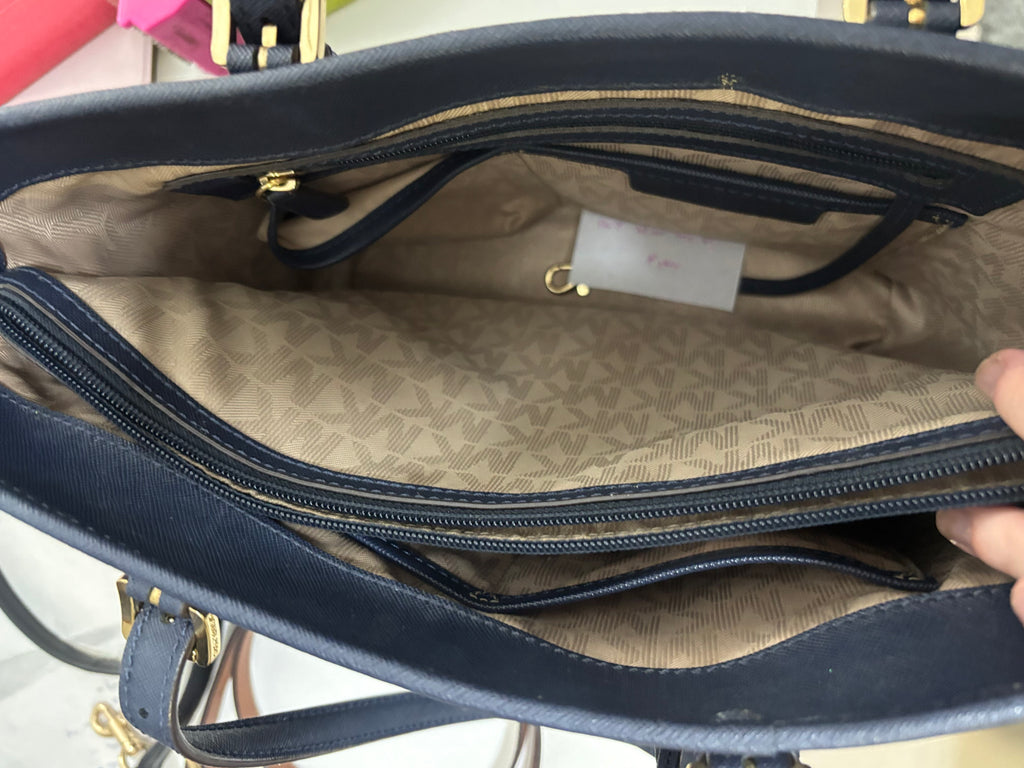 MICHAEL KORS East West Vertical Tote