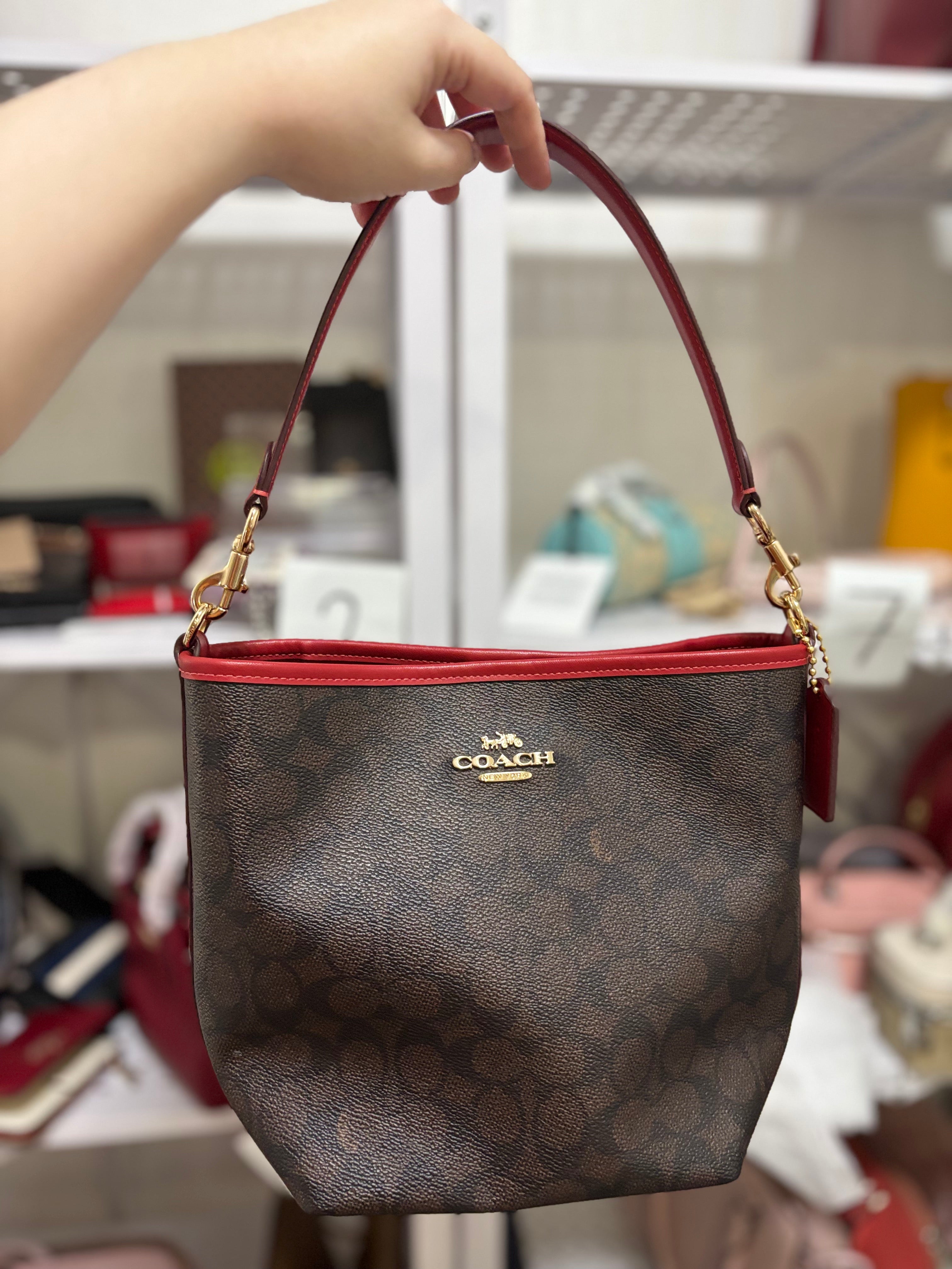 COACH City Bucket - Mahogany/Red Preloved