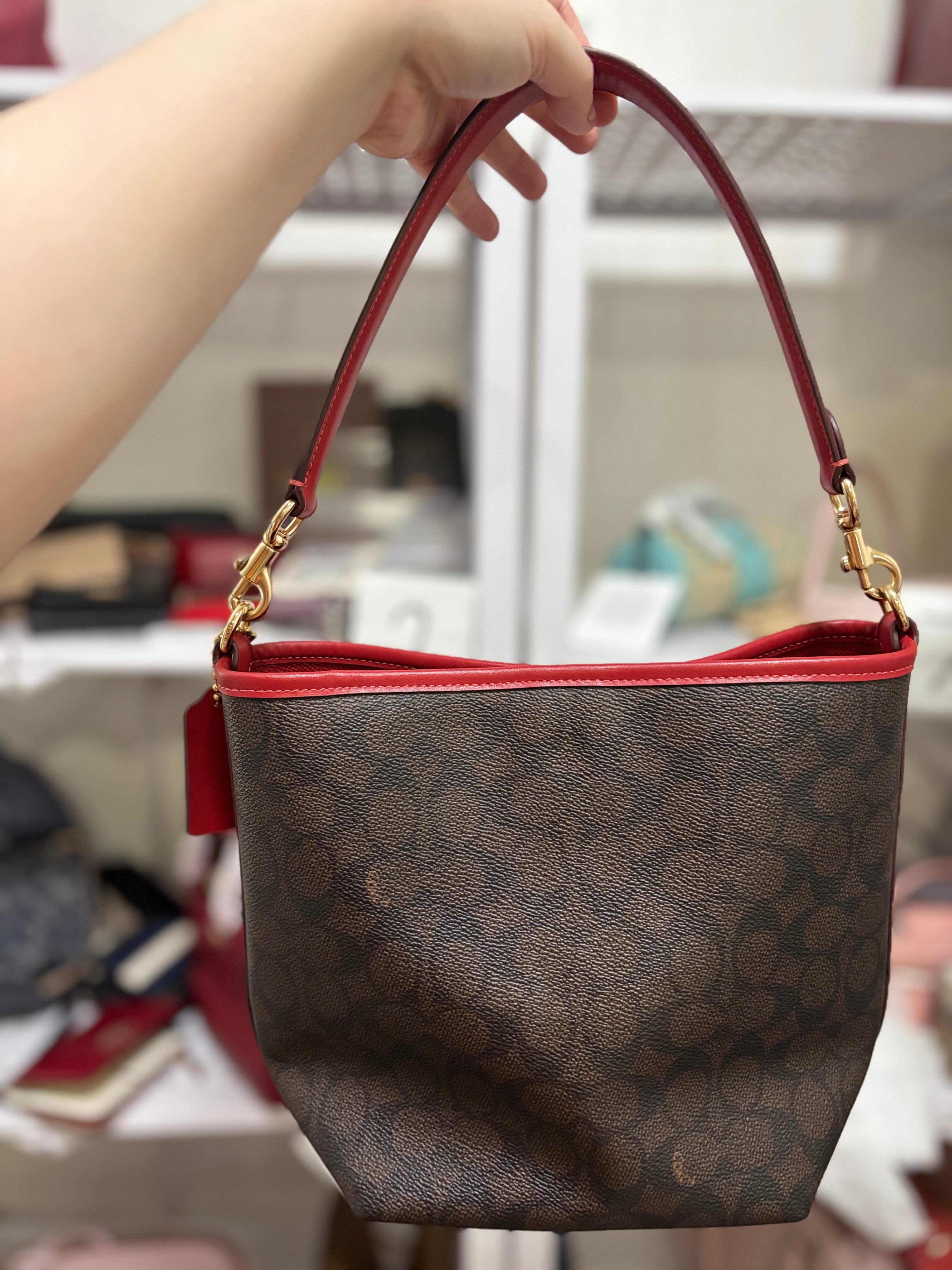 COACH City Bucket - Mahogany/Red Preloved