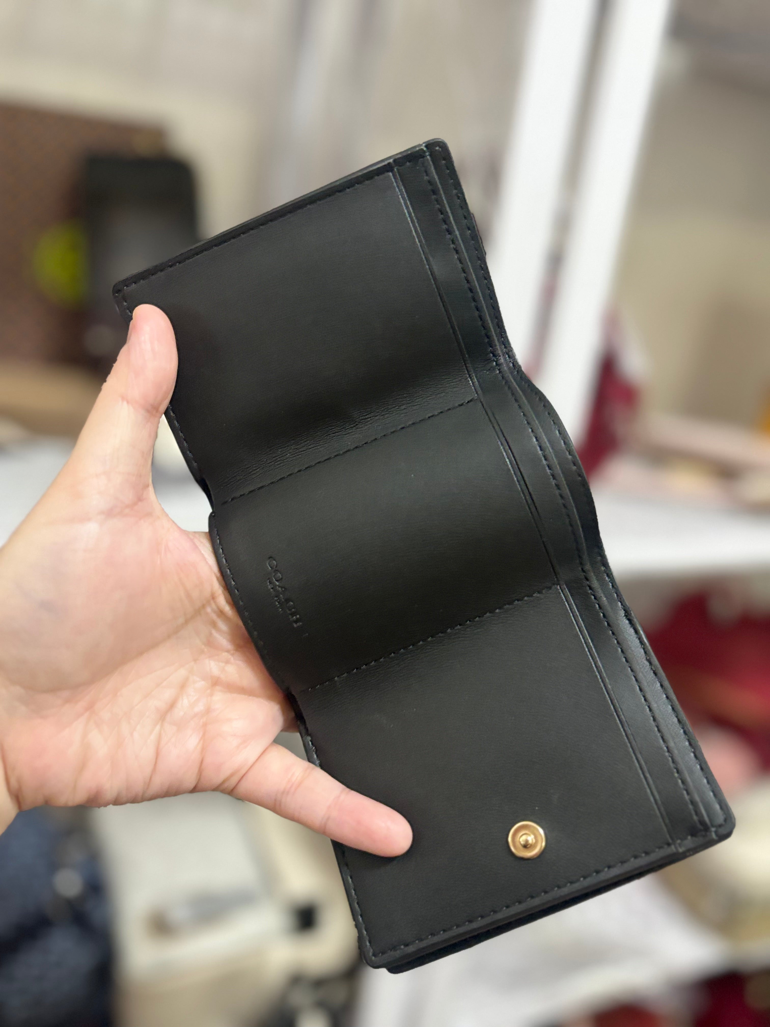 COACH Origami Small Trifold Pebbled Wallet - Black