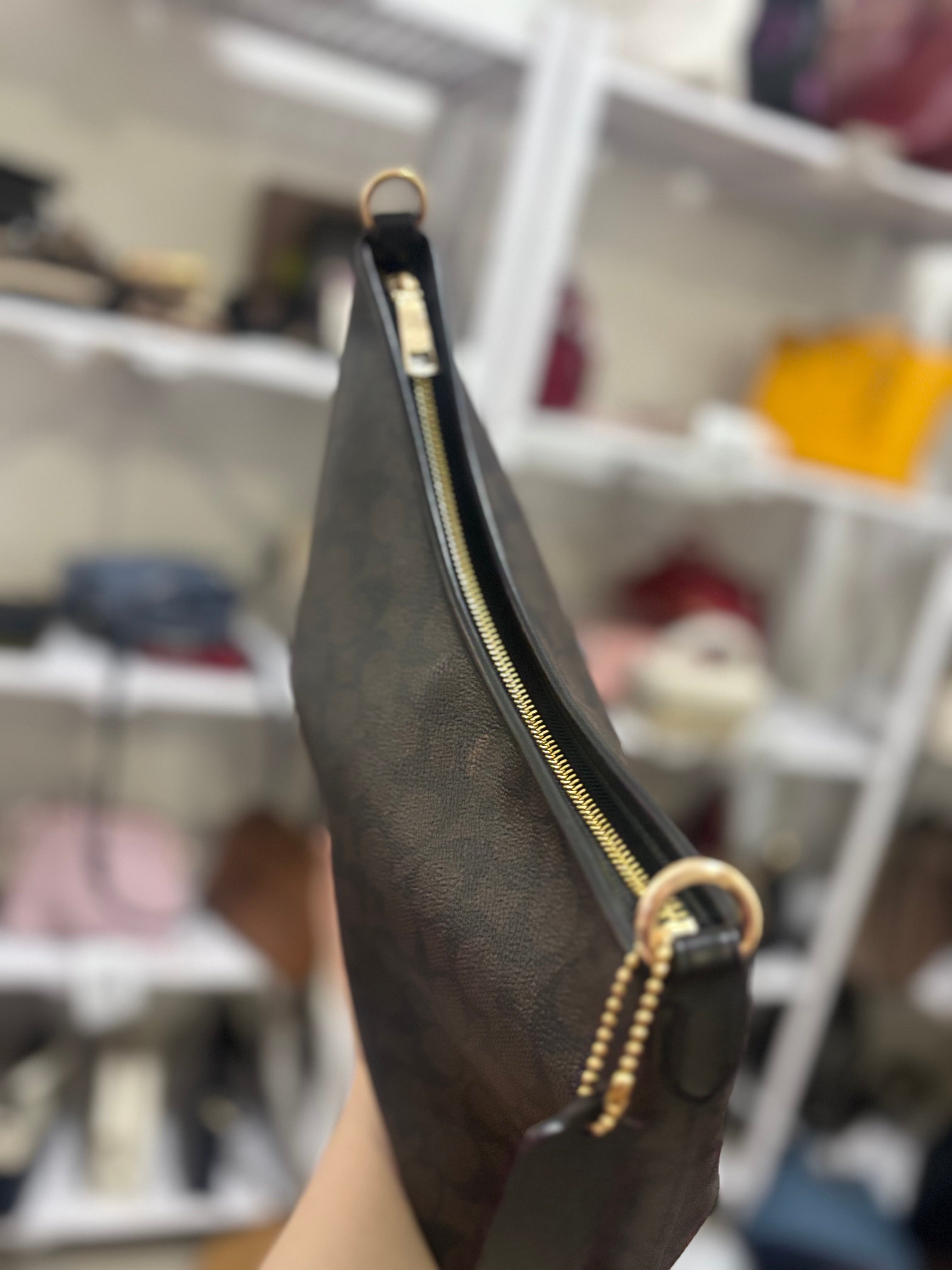 COACH Laurel Shoulder Bag - Walnut (Medium)