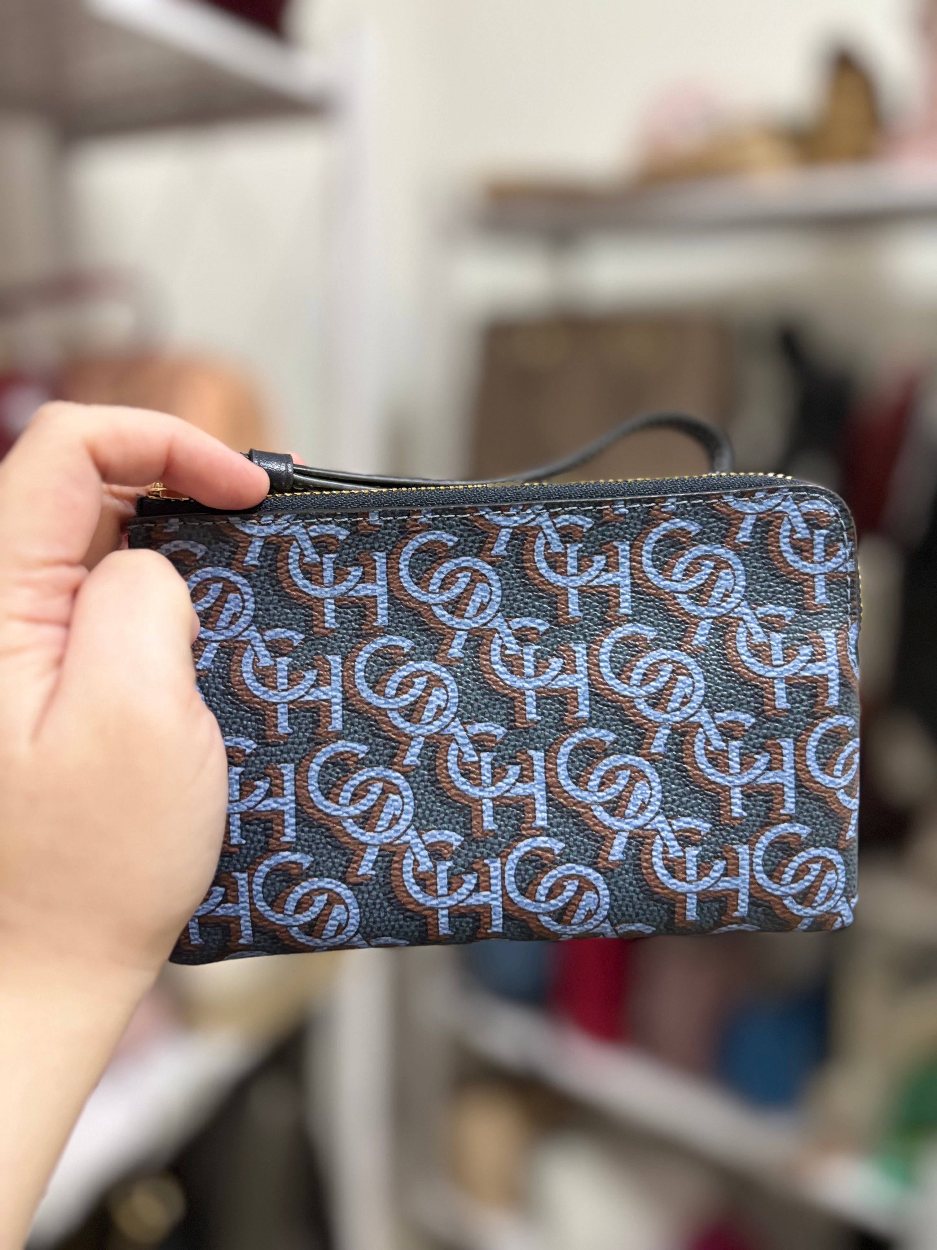 Coach Corner Zip Wristlet - Blue