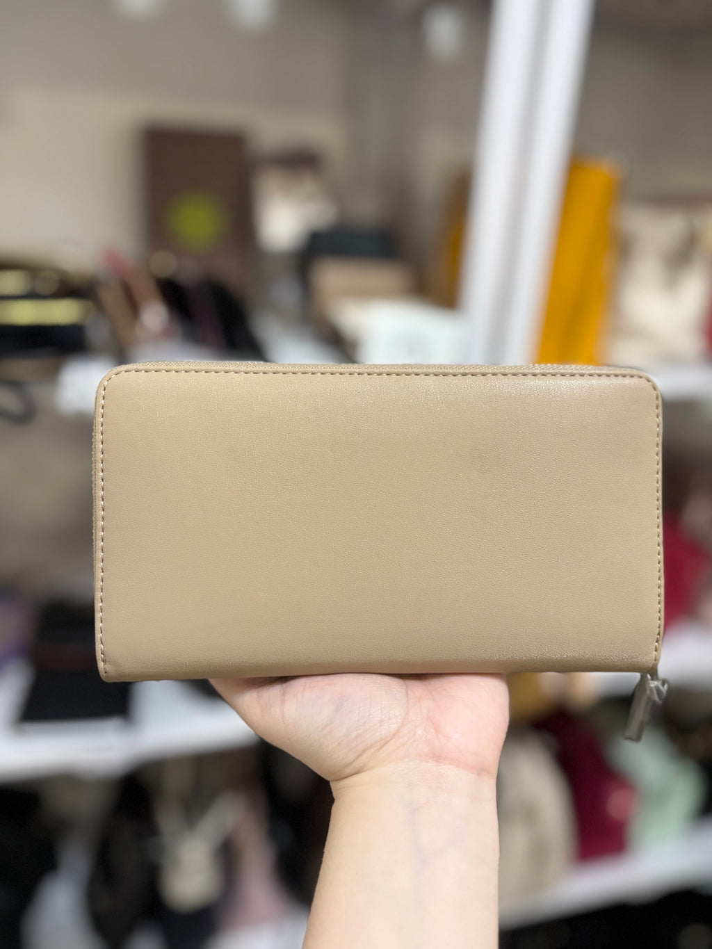CALVIN KLEIN Zip Around Wallet Purse