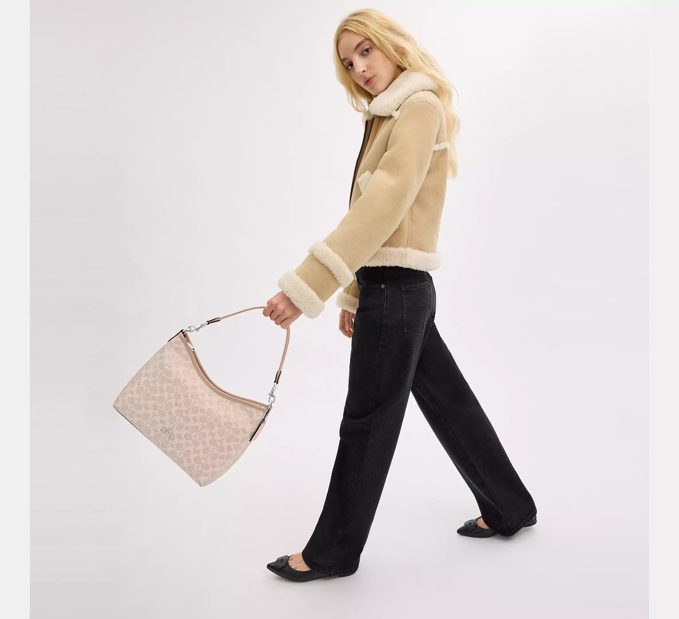 COACH Medium Laurel - Sand Taupe