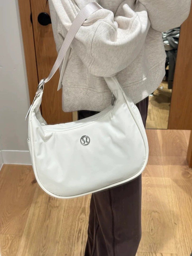 LULULEMON City Essentials Shoulder Bag 4L