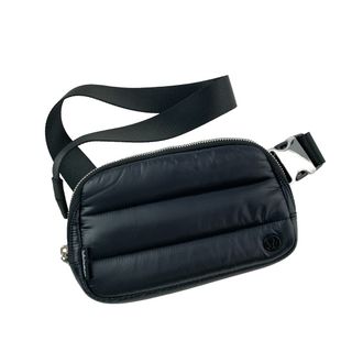 Lululemon Everywhere Belt Bag (Black)